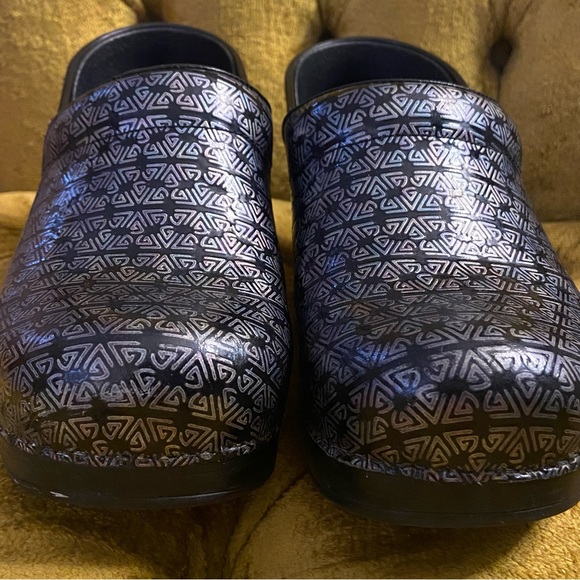 Dansko clogs - Size 36 (6) - Like new - Picture 3 of 10